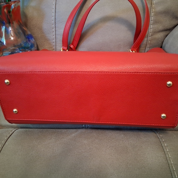 Lauren Ralph Lauren Red Tote Bag with Gold Accents - Picture 8 of 16